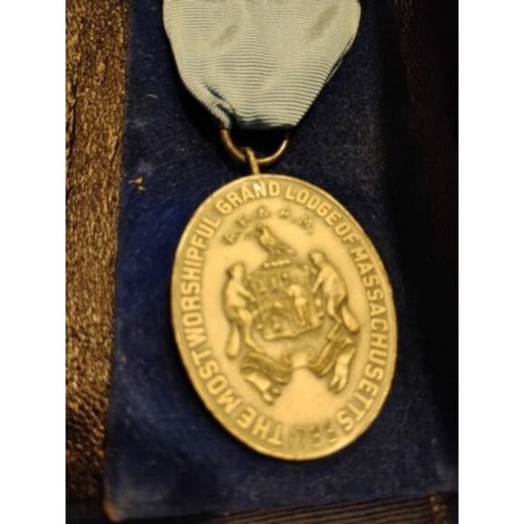Veteran Medal Grand Lodge Massachusetts 50 Year 1914 Engraved WW1 Joshua Jones - Picture 2 of 16